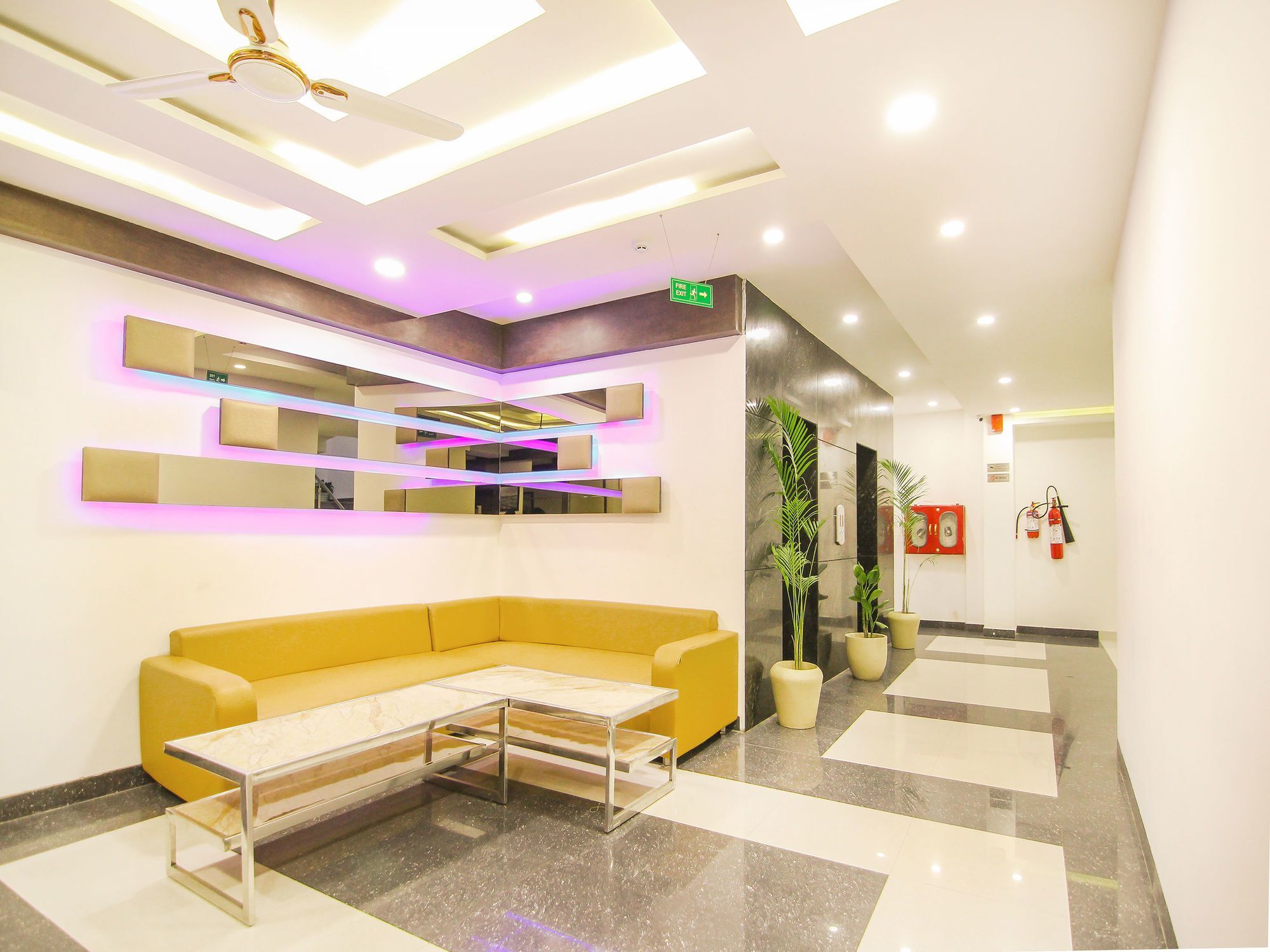Moments Hotel ลัคเนา ภายนอก รูปภาพ